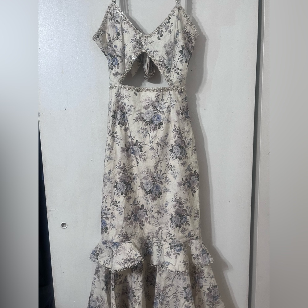 V.Chapman size: 2 color: Blue Bouquet style:LUNA